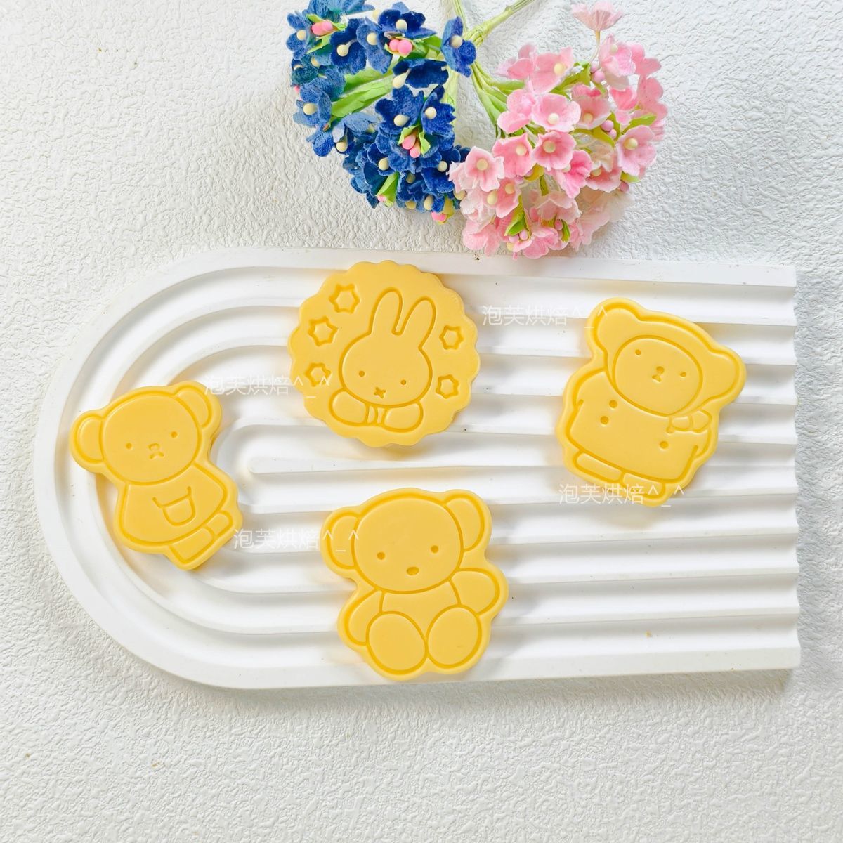 Cute 3D Press Cookie Mold with - đánh giá và giá Quality Kitchen Gadgets